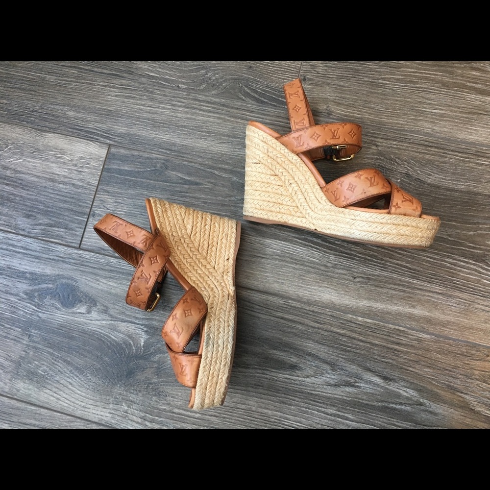 ❌SOLD❌ - Picture 2 of 16